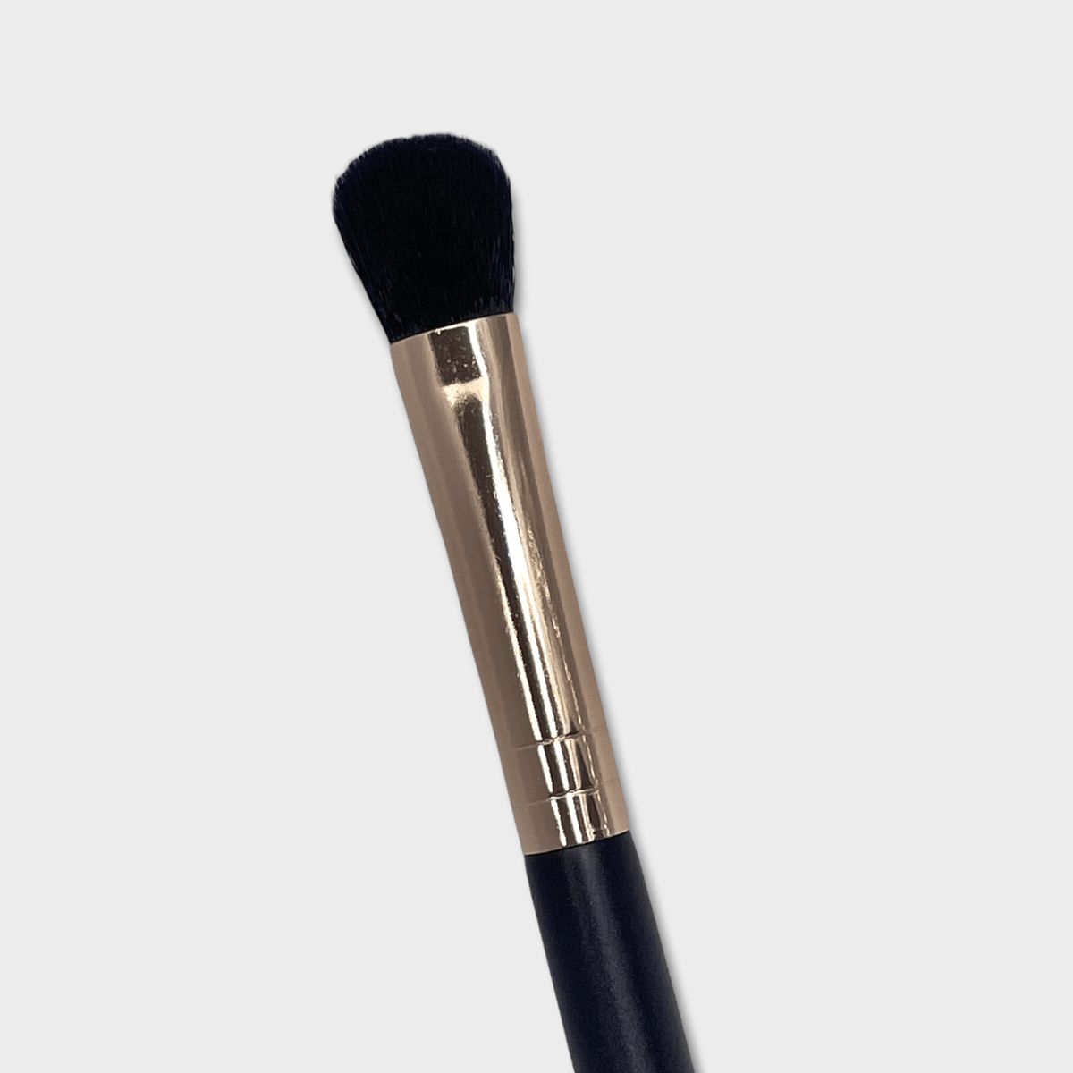 Presence Luxury Shadow Brush